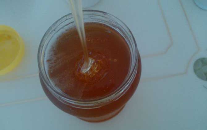 白醋加蜂蜜有什么作用?不只是能減肥瘦身,還有美容養顏的功效! 蜂蜜