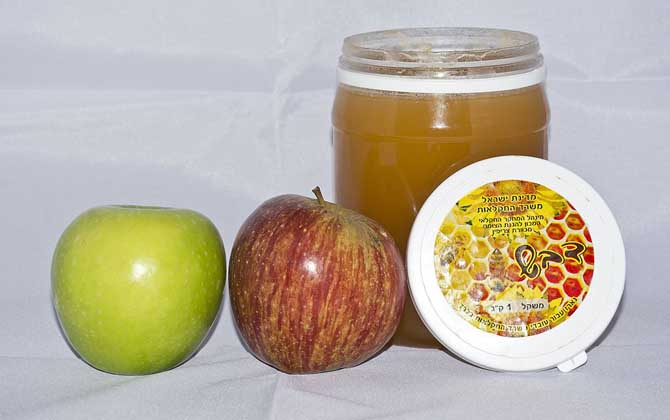 蜂蜜的作用與功效有哪些?常喝有利于健康,可惜很多人都不知道! 蜂蜜