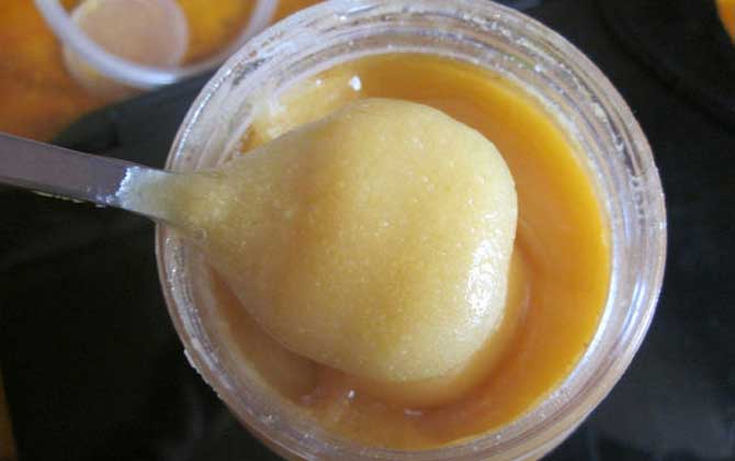 蜂蜜祛斑的最佳方法,若能掌握這些小竅門,祛斑效果將事半功倍! 蜂蜜祛斑