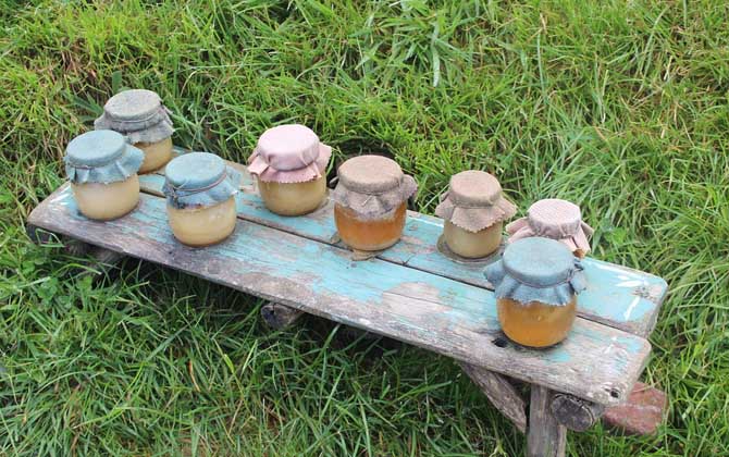 蜂蜜可以放冰箱嗎?完全沒有問題,但長時間放冰箱中會自然結晶! 蜂蜜