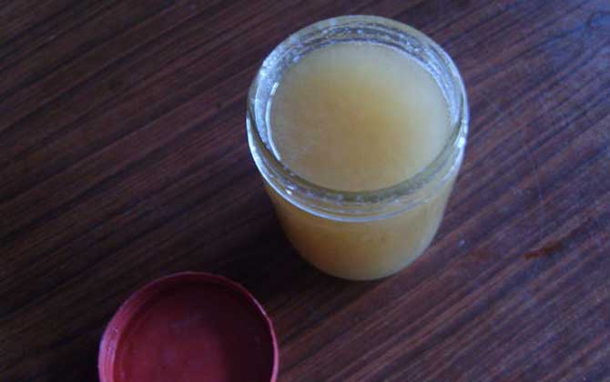 女人吃蜂蜜的好處有哪些?女人經(jīng)常喝蜂蜜,這7個(gè)好處跑不了! 蜂蜜