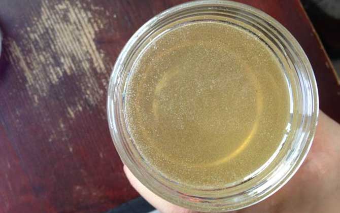 生姜蜂蜜水有什么功效?不但能美容養顏,對緩解痛經也極為有效! 蜂蜜