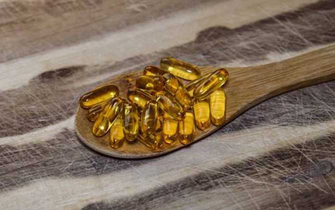 蜂膠吃多久算一個(gè)療程?至少吃一個(gè)月,有些人可能要更長(zhǎng)時(shí)間! 蜂膠