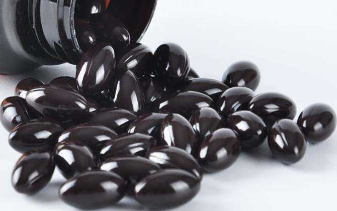 女人吃蜂膠膠囊的禁忌,過敏體質(zhì)不能吃,孕婦和產(chǎn)婦也不能吃! 蜂膠膠囊