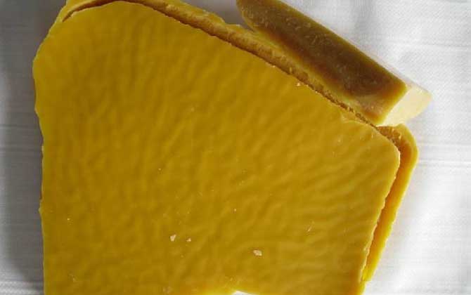 蜂蠟的危害有哪些?不但容易消化不良,還可能引發過敏反應! 蜂蠟