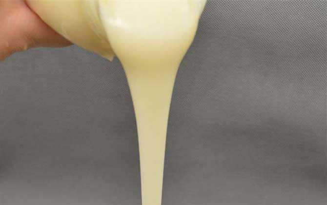 椴樹蜜的功效與作用及食用方法 椴樹蜜