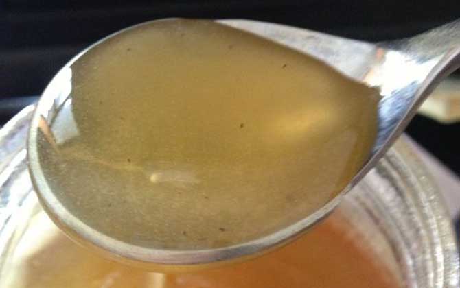 羅布麻蜜的作用與功效及食用方法 羅布麻蜜