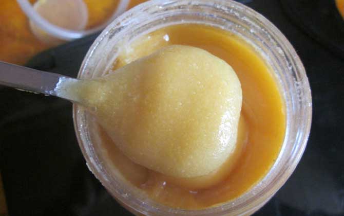 檸檬蜂蜜面膜的功效及簡(jiǎn)單做法 檸檬蜂蜜面膜