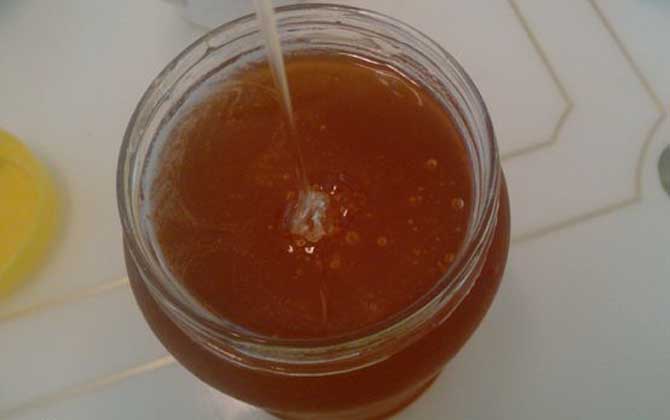 蜂蜜涂臉的誤區及正確做法 蜂蜜