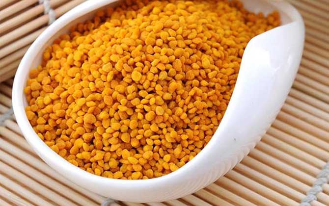 茶花粉的功效與作用及食用方法 茶花粉