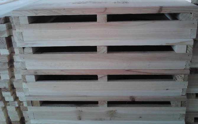 蜂箱的尺寸設(shè)計(jì)與制作方法 蜂箱