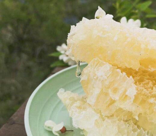 未完全成熟蜂蜜的壞處(蜂蜜不成熟有什么影響) 未完全成熟蜂蜜的壞處(蜂蜜不成熟有什么影響)