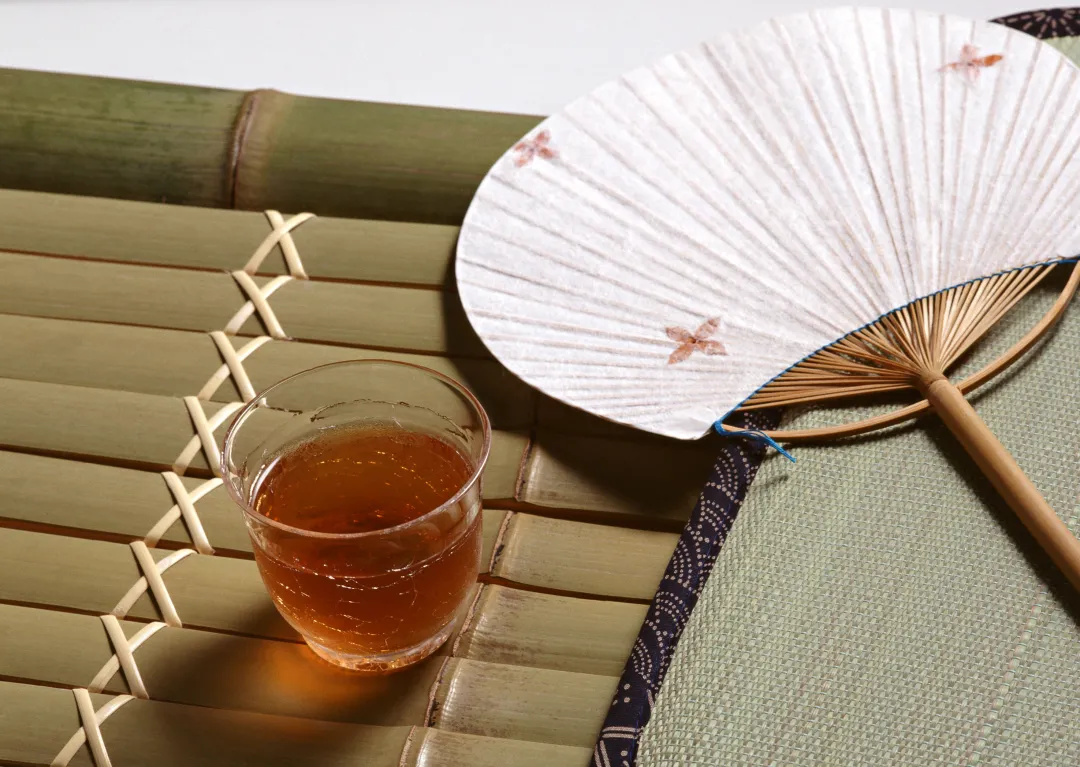 吃蜂蜜會(huì)引起血糖高嗎(關(guān)于蜂蜜的幾個(gè)“謠言”) 吃蜂蜜會(huì)引起血糖高嗎(關(guān)于蜂蜜的幾個(gè)“謠言”)