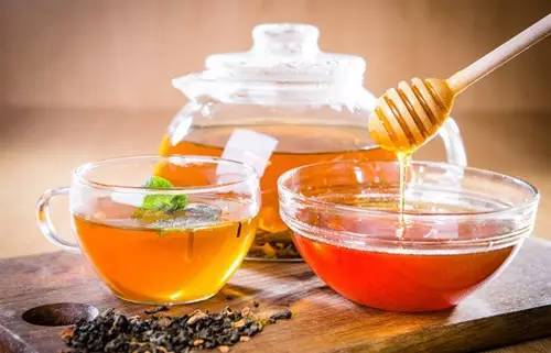 蜂蜜的九大妙用 蜂蜜的九大妙用