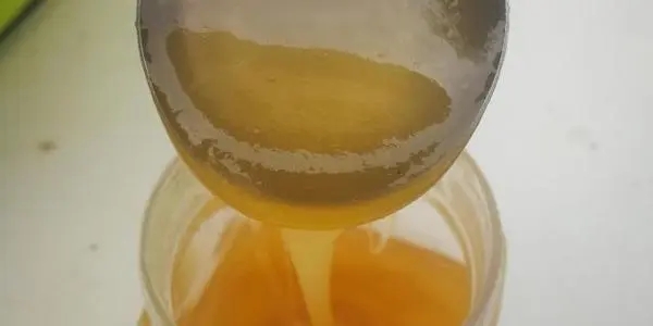 蜂蜜變質了是什么味道(如何判斷蜂蜜變質沒) 蜂蜜變質了是什么味道(如何判斷蜂蜜變質沒)