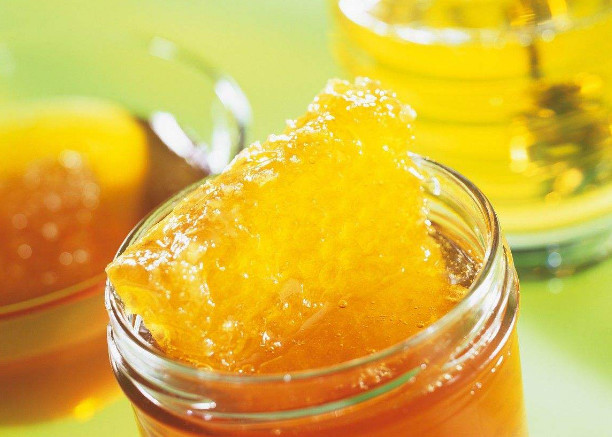 蜂蜜有什么用處和功效(蜂蜜有什么用途和好處) 蜂蜜有什么用處和功效(蜂蜜有什么用途和好處)