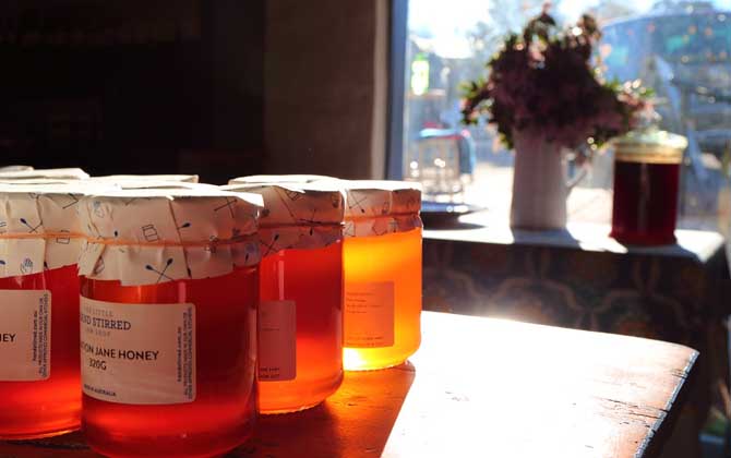 有機蜂蜜和普通蜂蜜的區別(工業蜂蜜和自然蜂蜜的區別) 有機蜂蜜和普通蜂蜜的區別(工業蜂蜜和自然蜂蜜的區別)