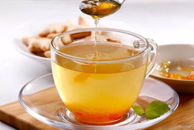 蜂蜜為什么不能用開水泡(開水蟲蜂蜜有什么危害) 蜂蜜為什么不能用開水泡(開水蟲蜂蜜有什么危害)