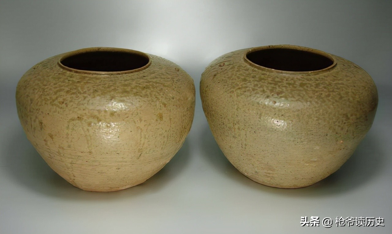 中國最早的瓷器出現(xiàn)在什么時代？是如何發(fā)展的？