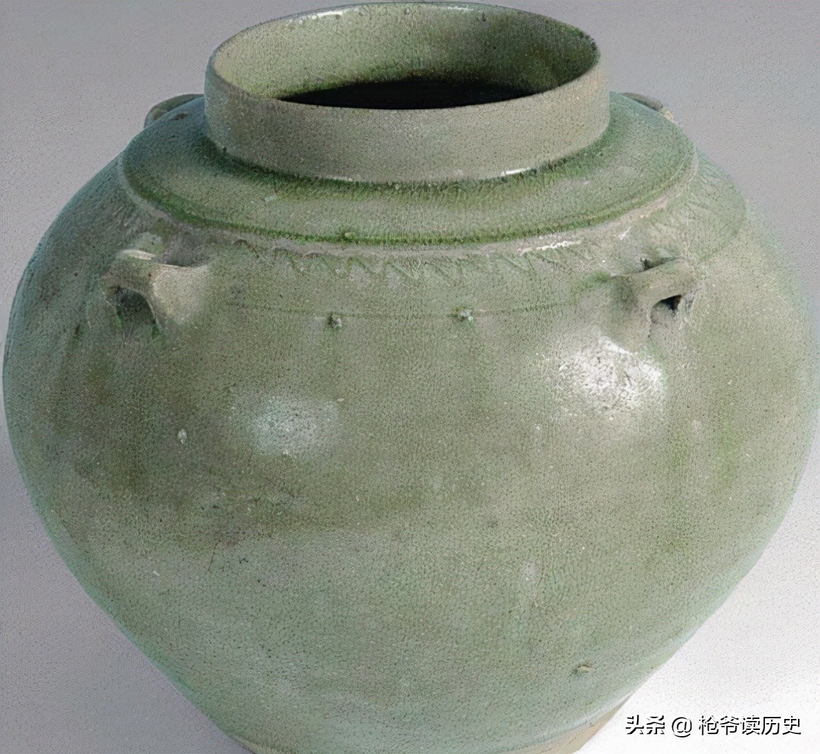 中國最早的瓷器出現(xiàn)在什么時代？是如何發(fā)展的？