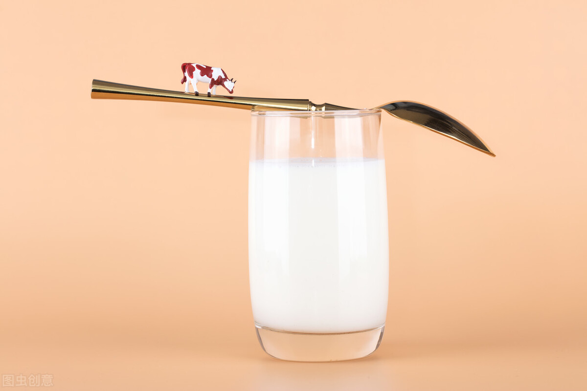 牛奶雞蛋一起吃，有啥好處？看完第四點(diǎn)，我默默地端起牛奶和雞蛋