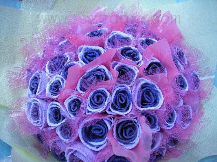 紫玫瑰代表什么意思(紫玫瑰的花語和寓意) 紫玫瑰代表什么意思(紫玫瑰的花語和寓意)