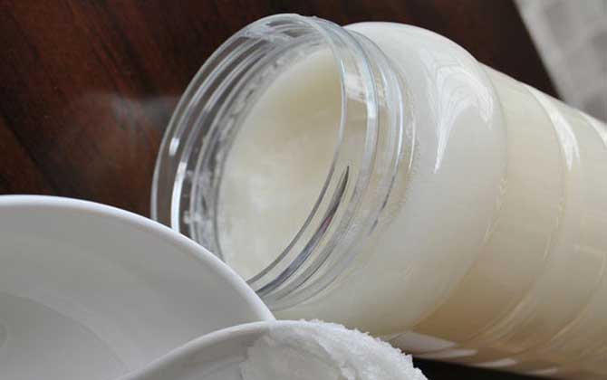 蜂蜜變質(zhì)是什么樣子的？蜂蜜有這幾個現(xiàn)象，說明蜂蜜已經(jīng)變質(zhì)了！