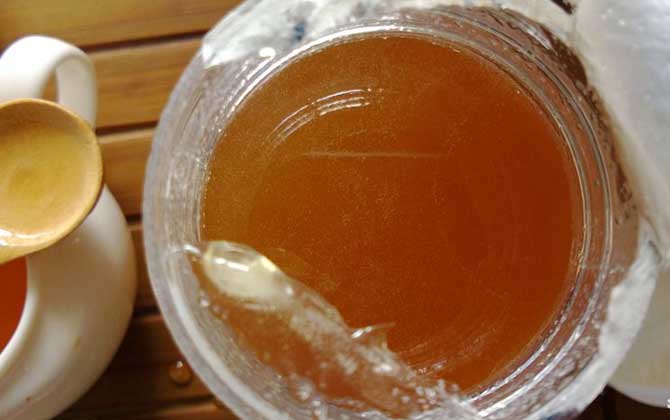 喝蜂蜜水會(huì)胖嗎？關(guān)鍵看飲用量，過量喝會(huì)長胖，適量喝反而減肥！